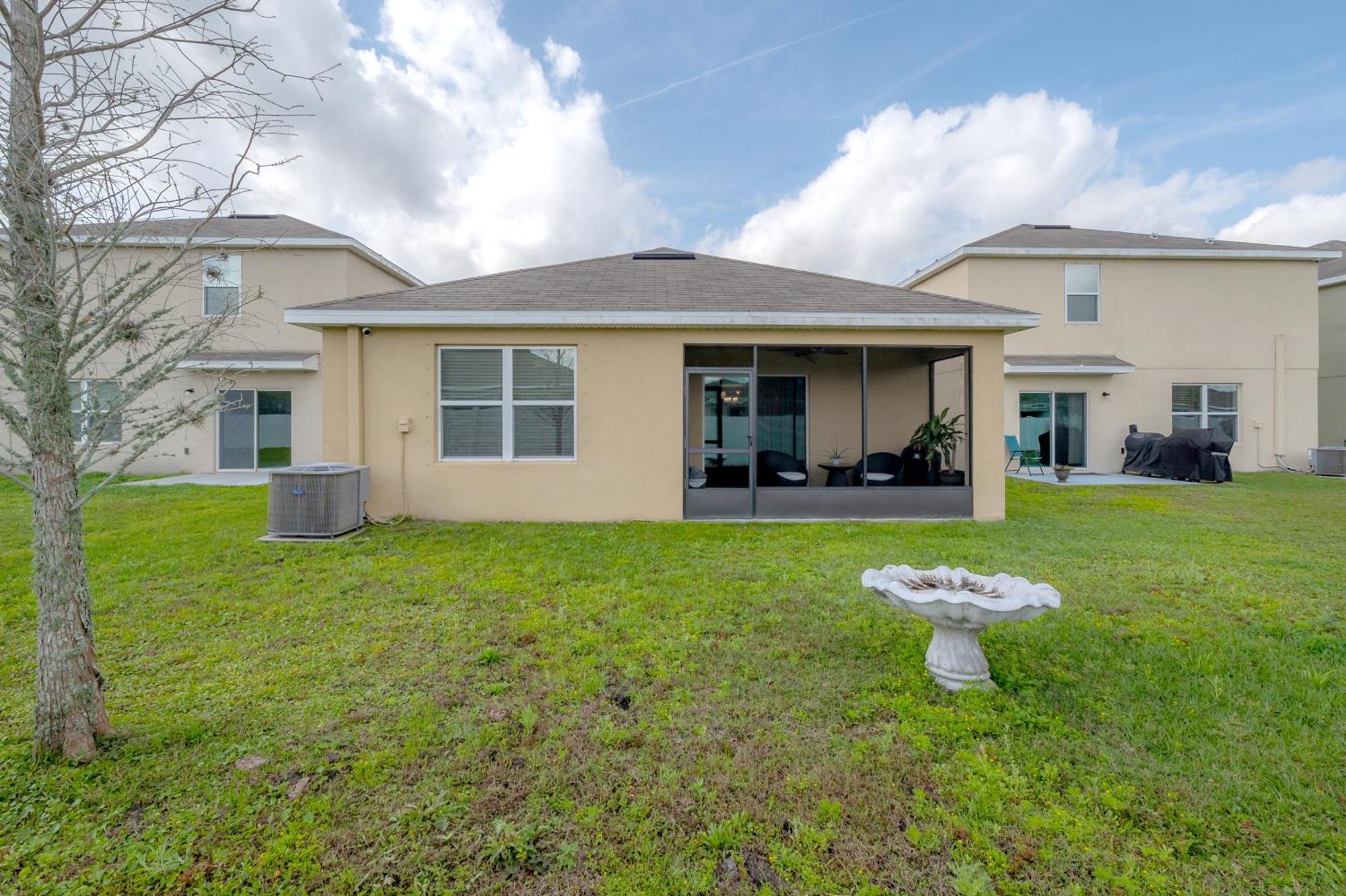 Sun City Cozy Home Ruskin Bagian luar foto